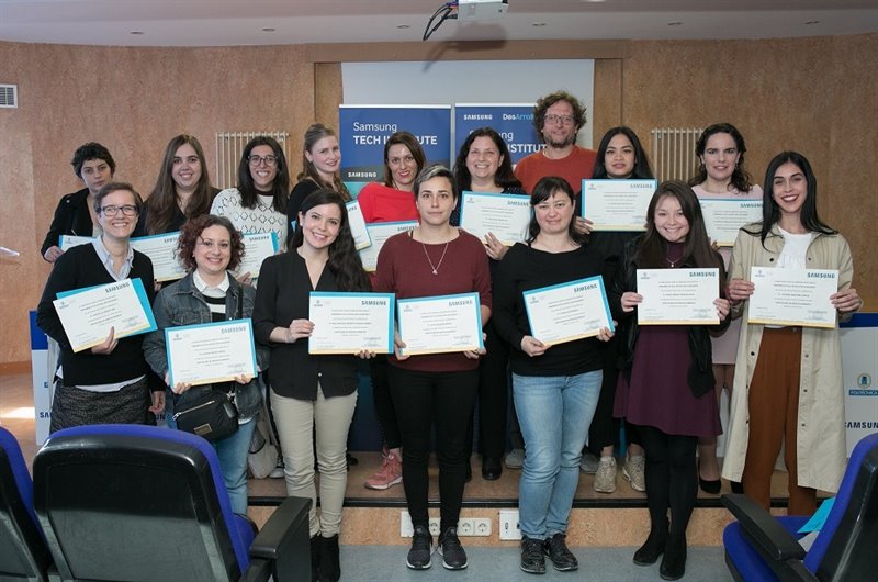 ep alumnas del programa desarrolladoras de samsung en disciplinas tecnologicas