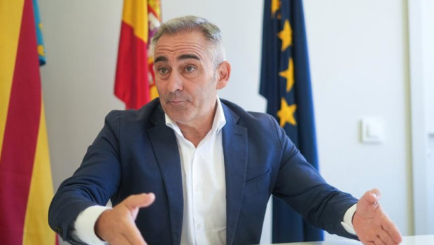 ep archivo   el conseller de agricultura de la generalitat valenciana miguel barrachina durante una