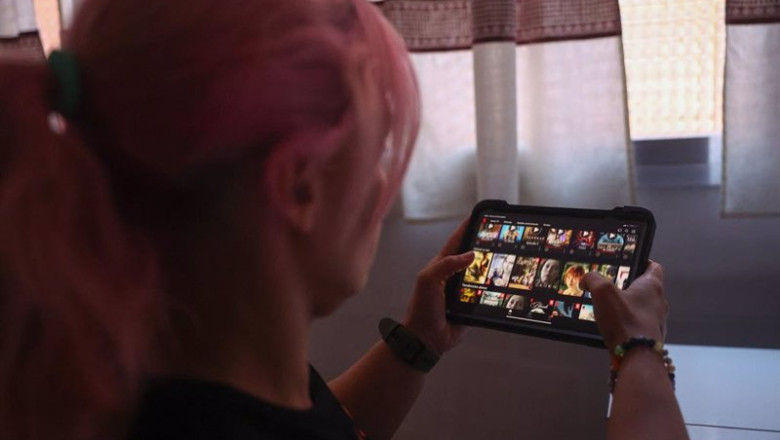 ep archivo un usuario se conecta a la plataforma netflix a 14 de octubre de 2022 en madrid espana ep archivo un usuario se conecta a la plataforma netflix a 14 de octubre de 2022 en madrid espana