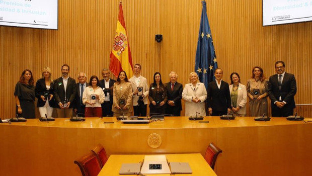 ep caixabank femxa alsa saint gobain y kpmg ganadores de los viii premios de diversidad equidad e