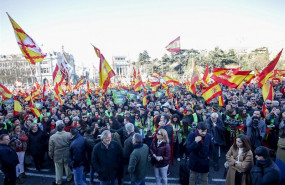 ep concentracion convocada por la plataforma espana existe frente al ayuntamiento de madrid para