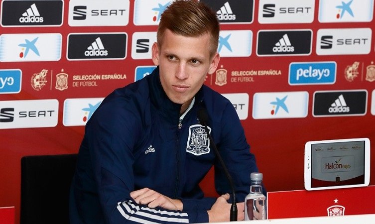 ep dani olmo en rueda de prensa con la seleccion absoluta