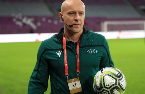 ep el arbitro polaco szymon marciniak