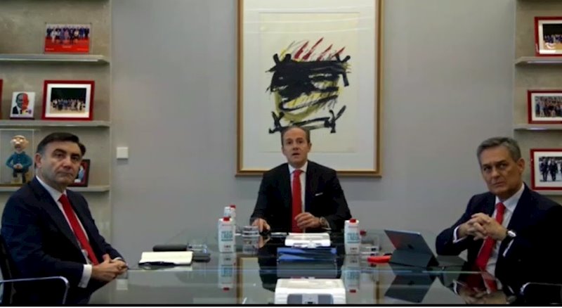 ep el consejero delegado de santander espana rami aboukhair en una videoconferencia con la plantilla