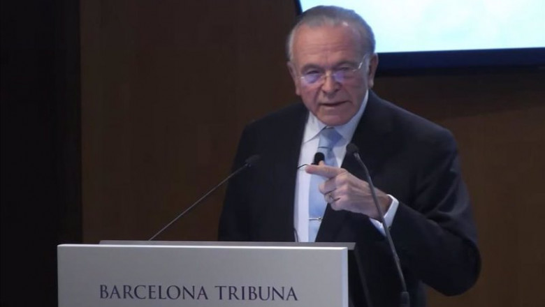 El presidente de la Fundación La Caixa, Isidre Fainé, en la tribuna de Sebap y 'La Vanguardia'. | EUROPA PRESS ep el presidente de la fundacion la caixa isidre faine en la tribuna de sebap y la vanguardia