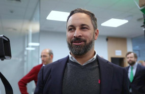 ep el presidente de vox santiago abascal se dirige sonriendo a ofrecer una rueda de prensa en la ep el presidente de vox santiago abascal se dirige sonriendo a ofrecer una rueda de prensa en la