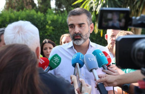 ep fernandez pacheco atiende a los periodistas en cordoba