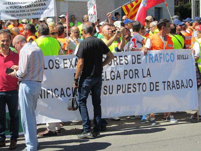 ep huelgaexaminadorestrafico2017 protesta25juliola dgt