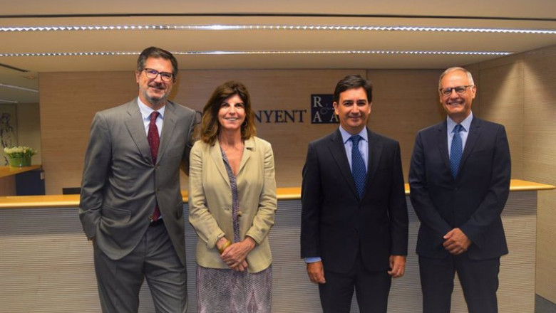 ep joan roca presidente ejecutivo de roca junyent blanca uson socia de derecho fiscal de rj luis mas