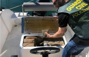 ep la guardia civilincautamas800 kiloshachisuna embarcacion