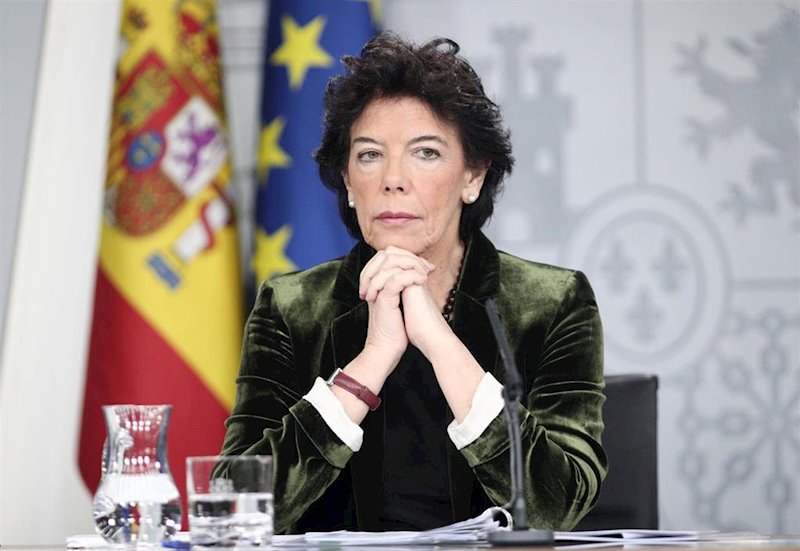 ep la ministra portavoz y de educacion y fp en funciones isabel celaa
