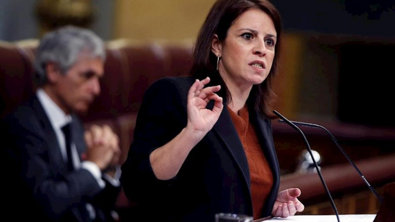 La portavoz socialista, Adriana Lastra, interviene en el pleno celebrado en el Congreso | Pool ep la portavoz socialista adriana lastra interviene en el pleno celebrado en el congreso
