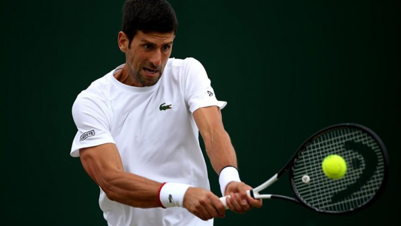 Novak Djokovic ejecuta un golpe en un entrenamiento | Steven Paston/PA Wire/dpa ep novak djokovic ejecutagolpeun entrenamiento