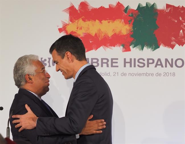 Pedro Sánchez y el primer ministro de Portugal, António Costa. | Miguel Ángel Santos/ EUROPA PRESS ep pedro sanchezprimer ministroportugal antonio costa presidencumbr 20181217173902