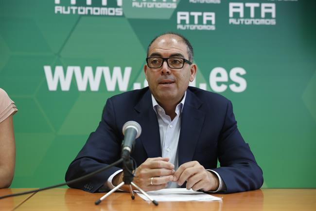 El presidente de ATA, Lorenzo Amor, presenta en Madrid un informe sobre los hábi | Marta Fernández Jara - Europa Press ep presidenteata lorenzo amor presentamadridinformelos habi
