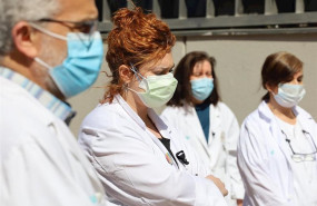 ep sanitarios con mascarilla