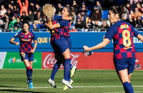 ep varias jugadoras del bara celebran un gol