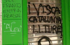 ep vox denuncia ante la policia pintadas con amenazas de muerte hacia abascal aparecidas en su se de