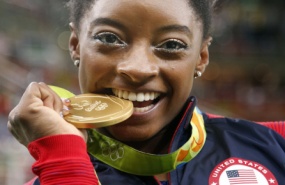 simone-biles-olympics-aug-11-2 simone-biles-olympics-aug-11-2