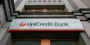 une agence unicredit 