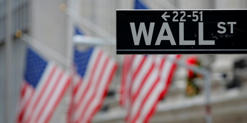 Wall Street cierra mixto una semana alcista muy cerca de máximos históricos