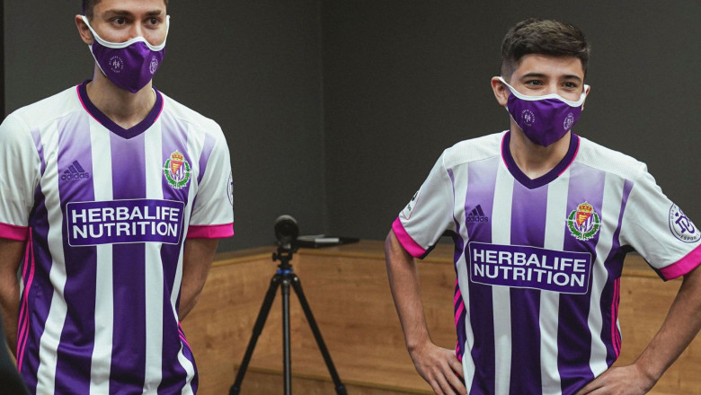 1620375055 jugadores del equipo de esports pucela los zorros 