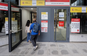 ep archivo aspecto del interior de la nueva oficina de empleo del barrio de la concepcion ep archivo aspecto del interior de la nueva oficina de empleo del barrio de la concepcion