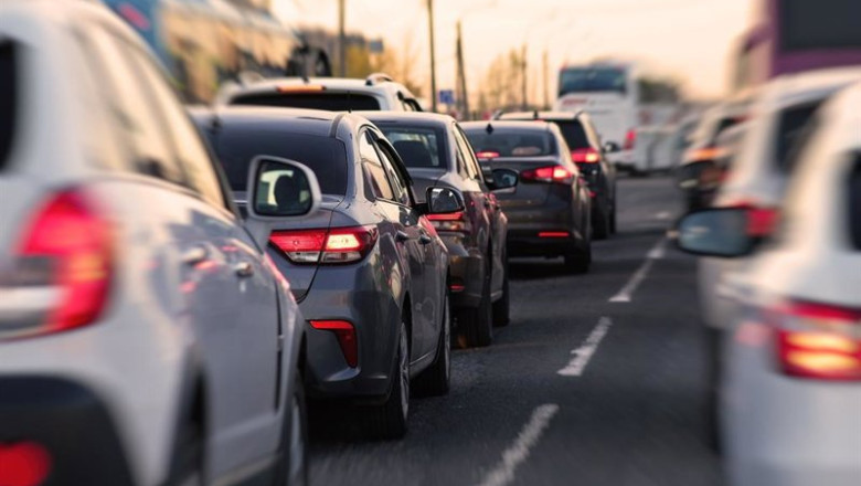Archivo - Comisión Europea.- T&E avisa que aplazar el fin de los coches de combustión frenará la competitividad del automóvil europeo | ANDREY MIHAYLOV - Archivo ep archivo comision europea te avisa que aplazar el fin de los coches de combustion frenara la