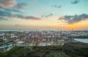 ep archivo economia la industria del refino y el gobierno crean un grupo de trabajo para avanzar ep archivo economia la industria del refino y el gobierno crean un grupo de trabajo para avanzar