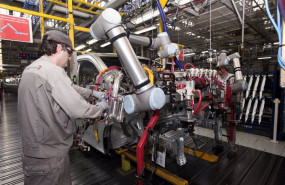 ep archivo   produccion del opel combo en la planta del grupo stellantis de vigo