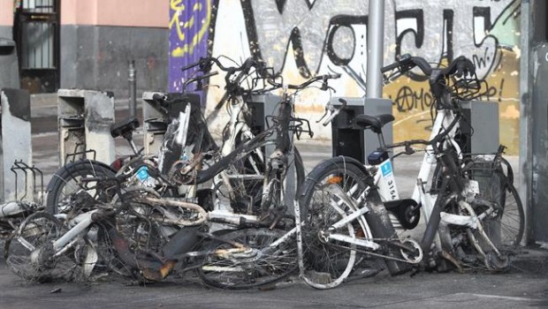 ep bicicletasbicimad destrozadaslavapies madrid trasdisturbios