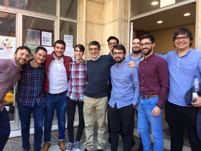 El candidato socialistas se ha reunido con militantes valencianos | PATXI LÓPEZ ep candidato socialistasha reunidomilitantes valencianos