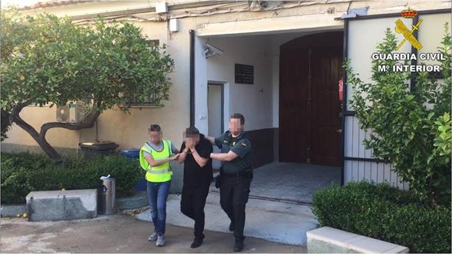Detenido por la Guardia Civil en Callosa de Segura | GUARDIA CIVIL DE ALICANTE ep detenidola guardia civilcallosasegura