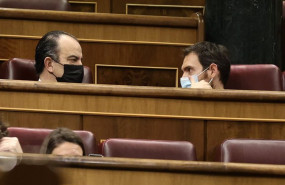 ep el diputado del grupo mixto carlos garcia adanero i y el diputado de upn por navarra en el