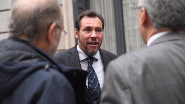 ep el diputado y secretario general del psoe de valladolid oscar puente a su llegada a la primera ep el diputado y secretario general del psoe de valladolid oscar puente a su llegada a la primera