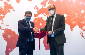 ep el presidente de segittur enrique martinez marin y el director general de une javier garcia diaz