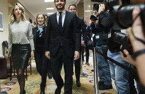 ep el presidente del partido popular pablo casado 1d llega a recoger el acta de diputado acompanado 20191128172705