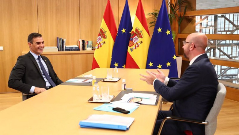 ep i-d el presidente del gobierno pedro sanchez y el presidente del consejo europeo charles michel