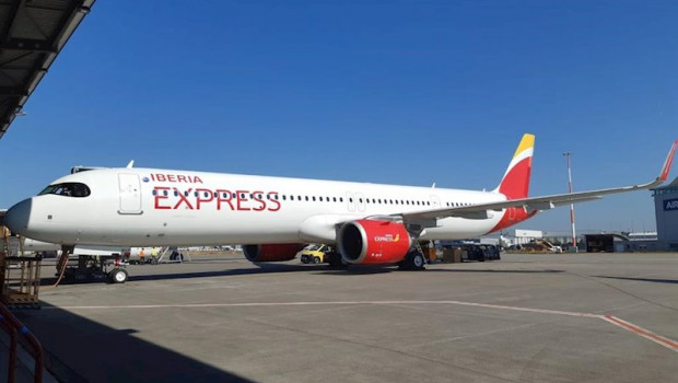ep iberia express da la bienvenida al primer a321neo de su flota