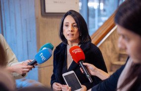 ep la secretaria de estado de industria rebeca torro dando declaraciones tras la reunion de la mesa