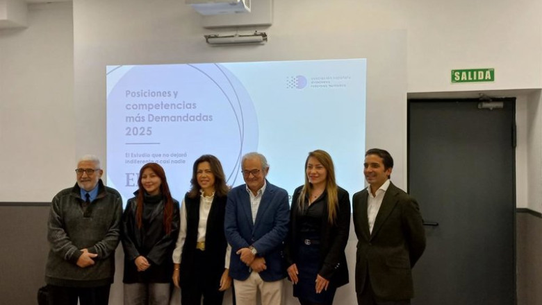 Presentación del 'Informe EP+D 2025', elaborado por la Asociación Española de Directores de Recursos Humanos (AEDRH) a través de su comunidad e Talento y Liderazgo junto con EUDE Business School, CRHEO Recursos Humanos y Foro Inserta Responsable. | AEDRH ep presentacion del informe epd 2025 elaborado por la asociacion espanola de directores de recursos