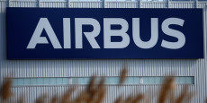 logo du constructeur aeronautique europeen airbus 