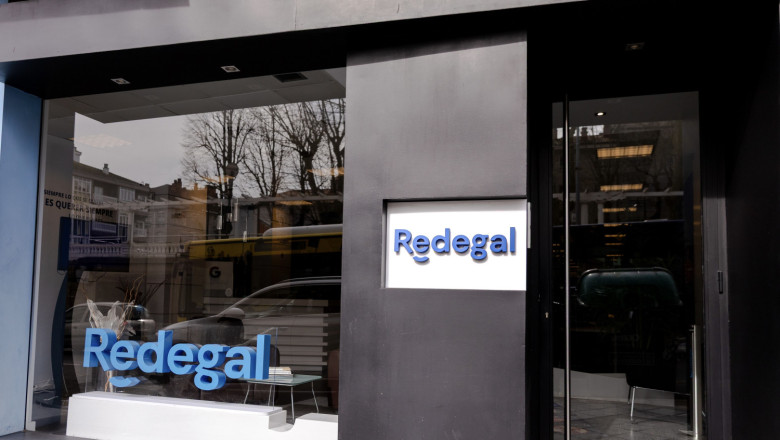 los accionistas de referencia de redegal redoblan su apuesta por la tecnolgica 