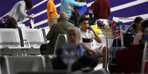 niger arrivee ressortissants francais evacues a l aeroport de paris roissy charles de gaulle 20240424222056 