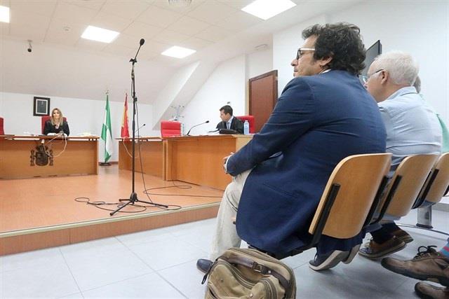 Alcalde de Cádiz en el Juzgado | EUROPA PRESS ep alcaldecadizjuzgado