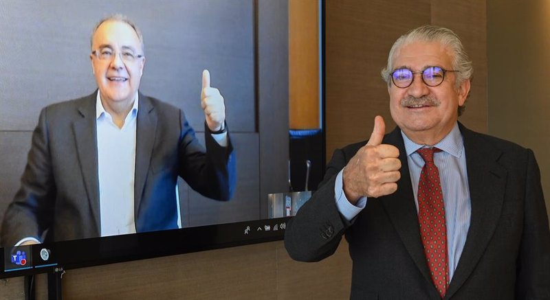 ep de izda a dcha el ceo de cellnex tobias martinez y el ceo de endesa jose bogas ep de izda a dcha el ceo de cellnex tobias martinez y el ceo de endesa jose bogas