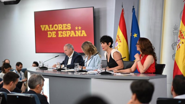 ep el gobierno activa el plan auto con ayudas de hasta 4500 euros para la compra de coches