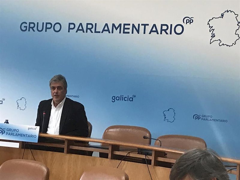 ep el portavoz parlamentario del ppdeg pedro puy en la rueda de prensa
