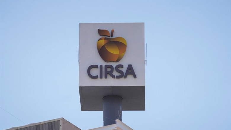 ep fachada de la sede de cirsa en terrassa barcelona