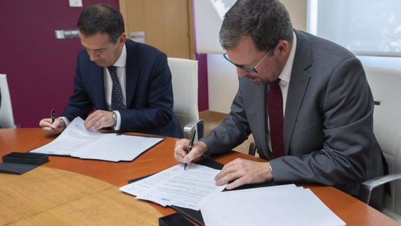 Firma contrato Renfe y CAF | RENFE ep firma contrato renfe y caf